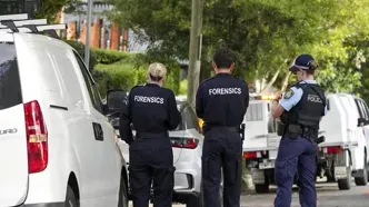 لحظه خلع سلاح یکی از مهاجمان در تیراندازی سیدنی