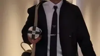 ویدئو: شب پربار یامال با دستانی پر از جایزه