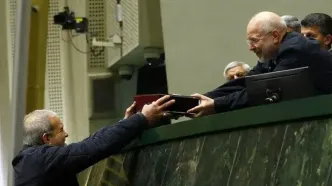 پزشکیان لایحه بودجه ۱۴۰۵ را تقدیم مجلس کرد