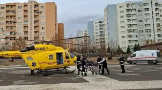 برخورد خودرو با دانش آموزان ۴ مصدوم برجای گذاشت +فیلم
