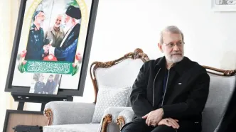 دیدار لاریجانی با خانواده شهیدان حاجی‌زاده و باقری