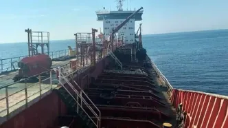 توقیف کشتی نفتکش خارجی به اتهام حمل ۶ میلیون لیتر سوخت قاچاق در دریای عمان