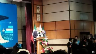 تحول در برنامه‌ی درسی ۷ سال زمان می‌برد/ برخی دانشجویان هنگام سخنرانی وزیر، سالن را ترک کردند