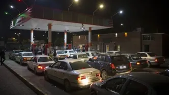 گزارش خبرساز شبکه خبر از پمپ‌بنزین‌ها قبل از ساعت 12
