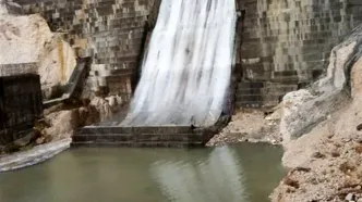 سد «اخند» عسلویه برای نخستین بار سرریز شد