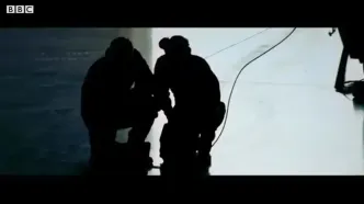 یک مسابقه هیجان انگیز بین خودروی مک لارن اسپیدتیل و جت جنگنده F-35