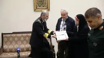 اعطای درجه سپهبدی شهید محمد باقری به خانواده ایشان