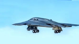 ۱۲ بمب‌افکن B-۲ هم‌زمان پرواز کردند