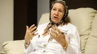 مینو محرز: مردم از خانه بیرون نیایند/ در برابر این آلودگی هوا هیچ کاری نمی‌شود کرد