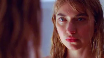 نقد و بررسی فیلم  «وقایع نگاری آب» به کارگردانی کریستین استوارت