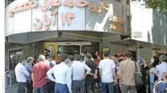 نسخه های پُر، جیب های خالی/ قیمت دارو در هر بار مراجعه بالاتر می‌رود