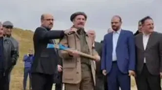 آغاز ساخت پروژه «باغ نمایش» در اراضی عباس‌آباد با کلنگ زنی حمید جبلی