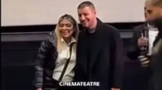 هوادار خانم جواد عزتی در یک لحظه او را غافلگیر کرد/ویدیو