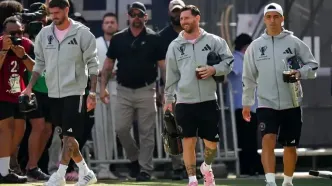 لیونل مسی بالاخره مقابل هواداران هندی پا به توپ شد