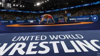 ویدیو| مدیر صفحه اتحادیه جهانی کشتی در ایران: باید استادیوم کشتی ۵۰ هزار نفری بسازید/ در لس‌آنجلس مدال‌های زیادی می‌گیرید!