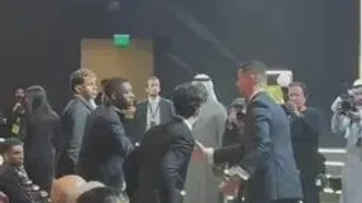 ویدئو: استقبال اسطوره‌ها از رونالدو در گلوب ساکر