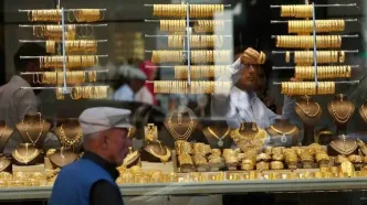 ریزش ناگهانی طلا و سکه ۳۰ آذر | بازار در شوک دلار