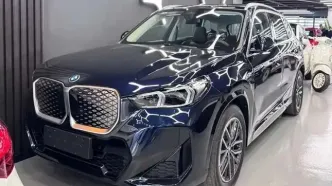 بی‌ام‌و iX۱ ۲۰۲۵؛ شاسی‌بلند تمام برقی آلمانی در ایران