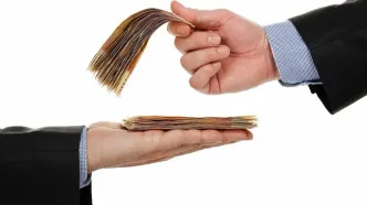 برآورد افزایش دستمزدها در سال ۱۴۰۵/ قدرت خرید دلاری خانوار چقدر کم شد؟ +فیلم