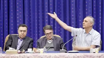 بررسی مواضع فعالان 2 جناح در نشست با رئیس جمهور؛ انتقاد اصلاح‌طلبان، تشویق تندروها/ قوچانی: شبیه یکی از صحنه های سریال پایتخت بود!