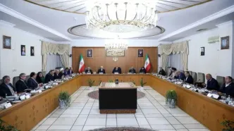 بهبود معیشت مردم باید بر همه بخش‌ها تقدم داشته باشد