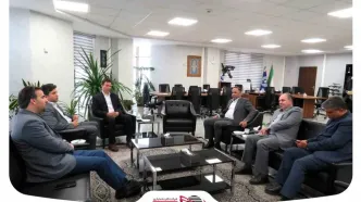 دیدار و جلسه مشترک مدیرعامل ایران‌کیش و مدیران بانک تجارت کرمان
