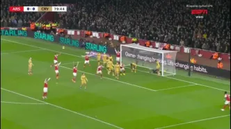 ویدیو: گل اول آرسنال به کریستال پالاس با گل به خودی مکسنس لاکروا
