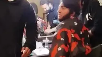 رپ خوانی امیرحسین فتحی با شایع در اتاق گریم