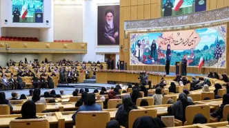 زنان سازندگان آینده کشور هستند