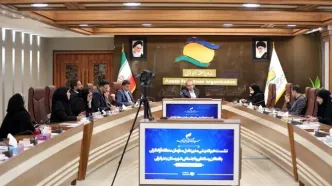 نشست هم اندیشی مدیر عامل سازمان منطقه آزاد انزلی با فعالان رسانه‌ای و اجتماعی بندرانزلی