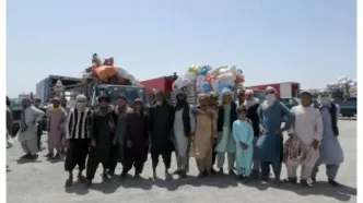 طالبان مهاجران غیرقانونی را از مرز ایران برگرداند