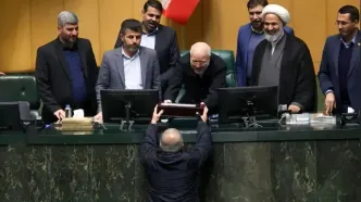 دلیل کاهش ۷۰ درصدی درآمدهای نفتی در بودجه پیشنهادی ۱۴۰۵