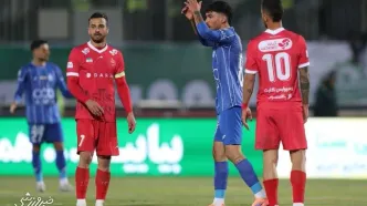 حمله طرفداران استقلال به سروش رفیعی/ بازیکن پرسپولیس فحاشی کرده، محرومش کنید!