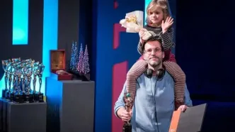 گزارش تصویری : لحظه هایی از اختتامیه جشنواره سینما حقیقت19