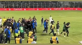 ویدیو| ضارب پیروانی، این بار مدیر استقلالی را کتک زد!