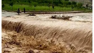 سیل ویرانگر در قشم یک سد را نابود کرد+فیلم