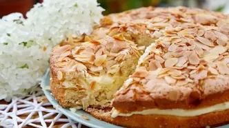 آموزش کیک زنبوری، دسر محبوب آلمانی با عطر عسل و بادام