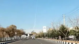 قدرت‌نمایی موشکی ایران در آسمان/ هراس صهیونیست‌ها از رزمایش ایران/ جنگ پیش‌دستانه در پیش است؟/ صدا و سیما: آزمایش موشکی کذب است/ ویدئو