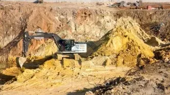 خاک کربلا بعد از 1400سال از عمق 10متری بیرون آمد