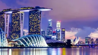 دو مسیر متفاوت قیمت بنزین در سنگاپور و ایران | مدیریت ترافیک و آلودگی در سنگاپور چگونه انجام می شود؟ | سرمایه، به جایی می‌رود که ریسک قیمت‌گذاری دستوری نباشد