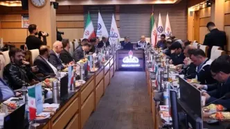 نشست بررسی چالش‌ها و رفع گلوگاه‌های پتروشیمی‌های تابعه تاپیکو به میزبانی پتروشیمی فن‌آوران برگزار شد