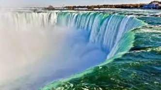 تصویری خیره‌کننده از آبشار نیاگارا در فصل زمستان