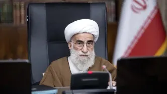 حل مشکلات معیشتی مردم، وظیفه مسئولان است