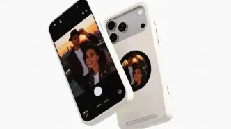 قاب Selfix به آیفون ۱۷ پرو نمایشگر دوم اضافه می‌کند