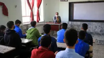 تأثیر تورم بر افت معدل دانش‌آموزان/ نزدیک به یک میلیون نفر بازمانده از تحصیل داریم