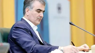 ادعای خبرگزاری خبرآنلاین: فرزین استعفا داد