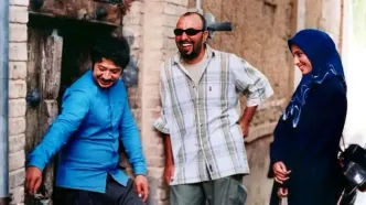 عکس زیرخاکی از رضا عطاران در پشت صحنه سریال متهم گریخت