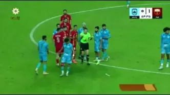 کارت سفید پیام حیدری برای بازیکن فولاد (ویدئو)