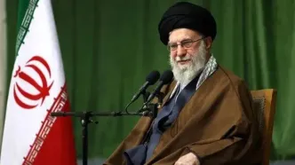 رهبر انقلاب: جوانان ما خوب هستند/ رفتار برخی دستگاه‌ها انتقال ارزش‌های شهدا را نشان نمی‌دهد