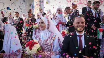 صدای هلهله در غزه / ۵۴ زوج در خان‌یونس در یک جشن گروهی ازدواج کردند